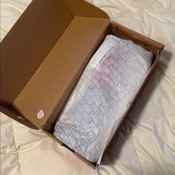 Vans Asher Color Block Slip-Ons - Picture 8 of 8